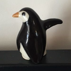 🦚2/$20🦚Miniature penguin porcelain figurine hand painted